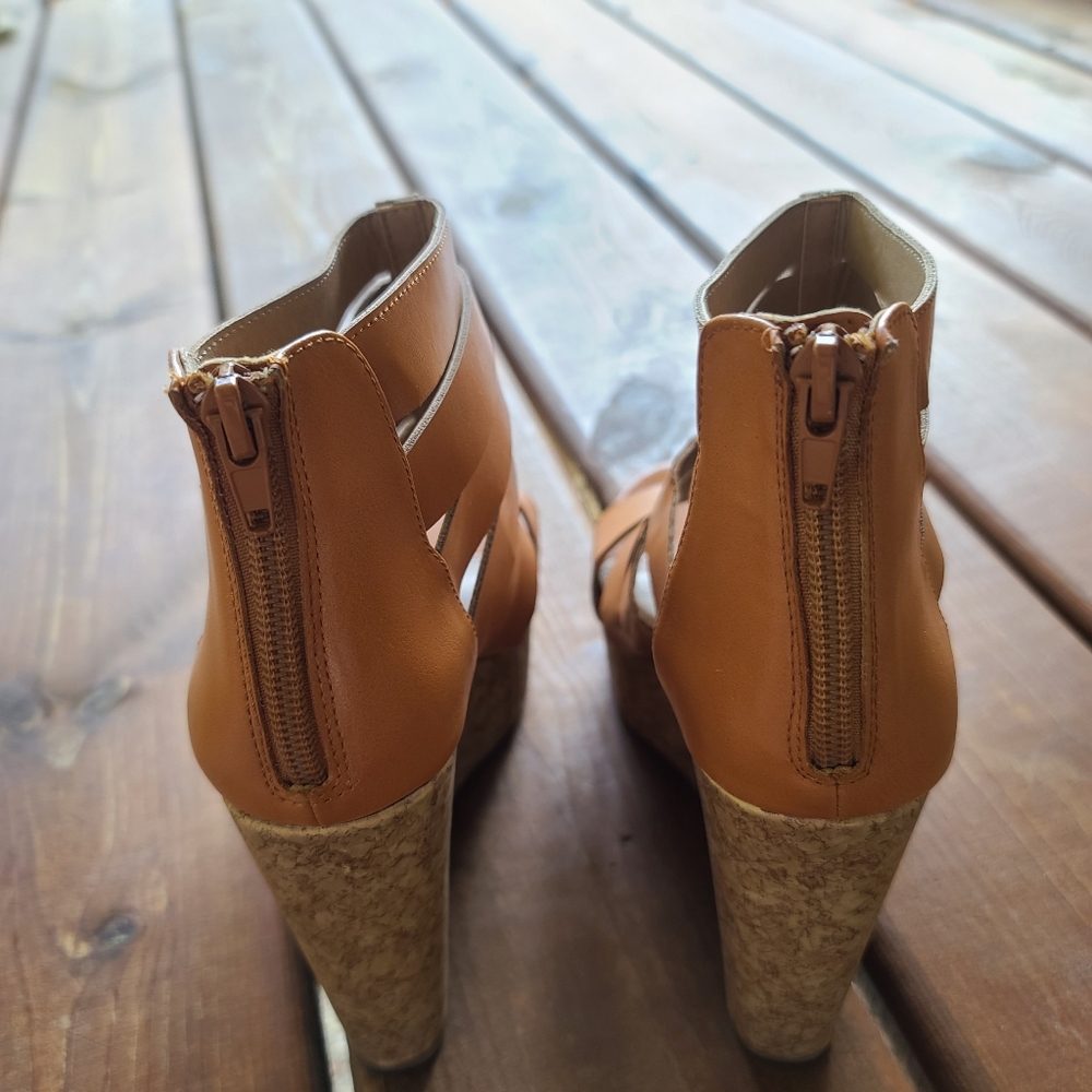 FRH Wedge Platform Sandal Size 7 - Picture 3 of 9